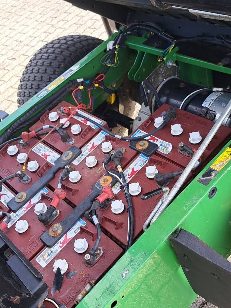John Deere TE 4x2 Electric
