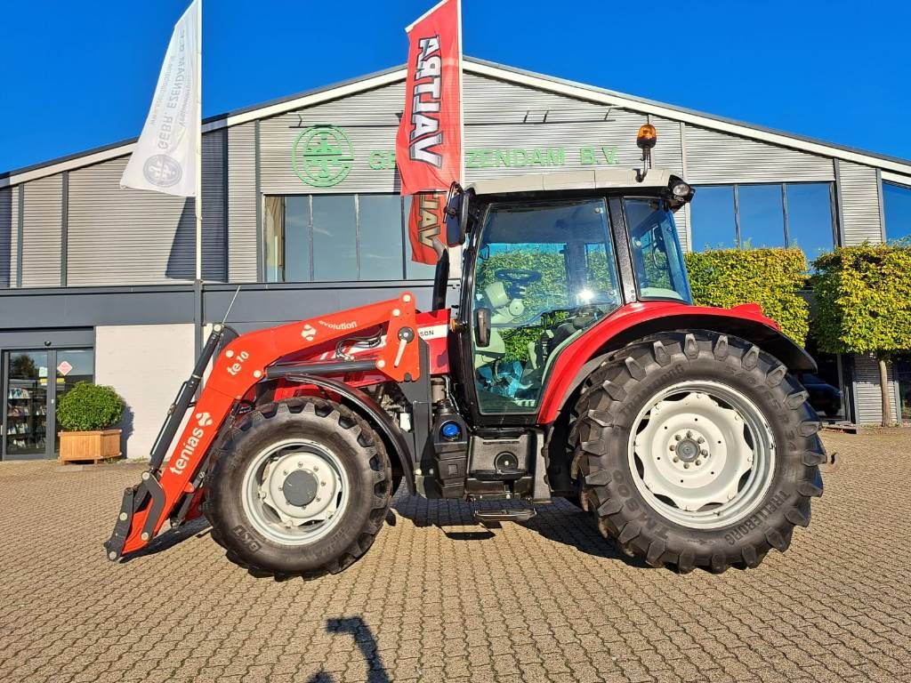 Massey Ferguson 5611 Dyna-4