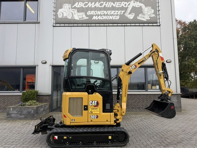 CAT 302 Next Gen Bj23 2000u 2.2T Minigraver Minikraan ZGST