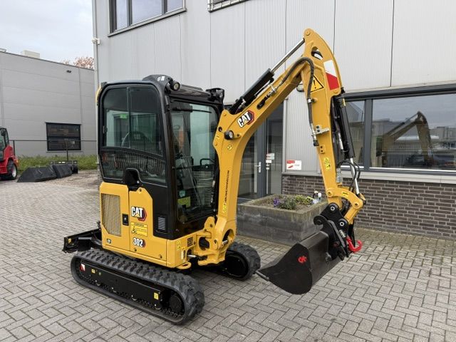 CAT 302 Next Gen Bj23 2000u 2.2T Minigraver Minikraan ZGST