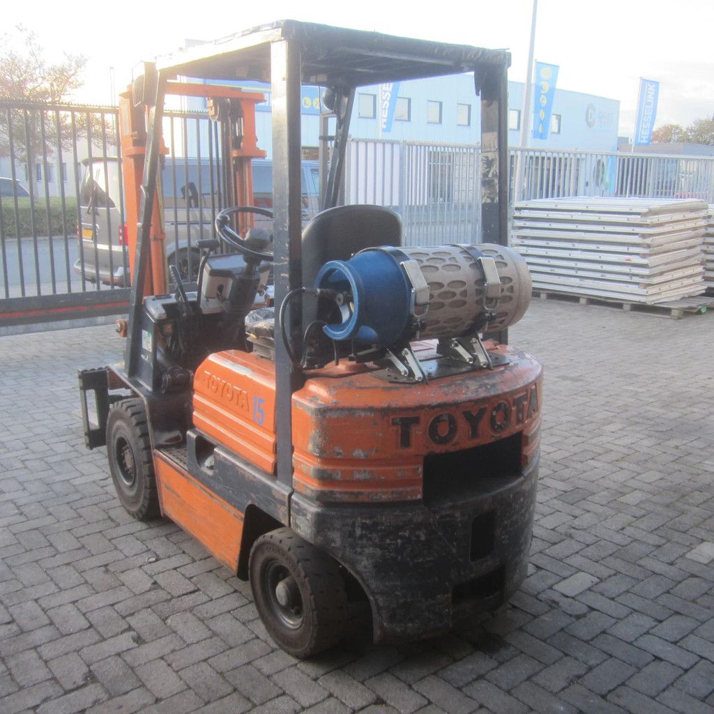 Toyota 42-5FGF-15, LPG, duplomast, side shift.