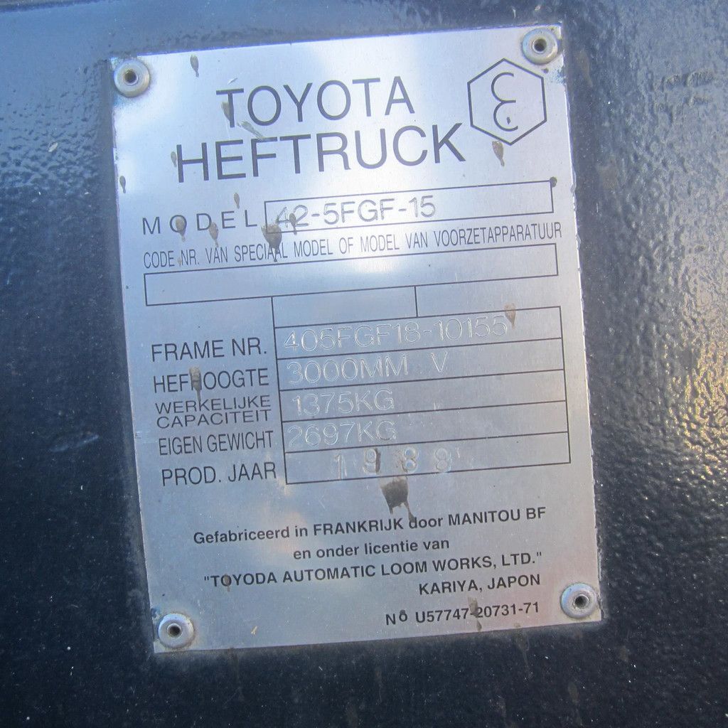Toyota 42-5FGF-15, LPG, duplomast, side shift.