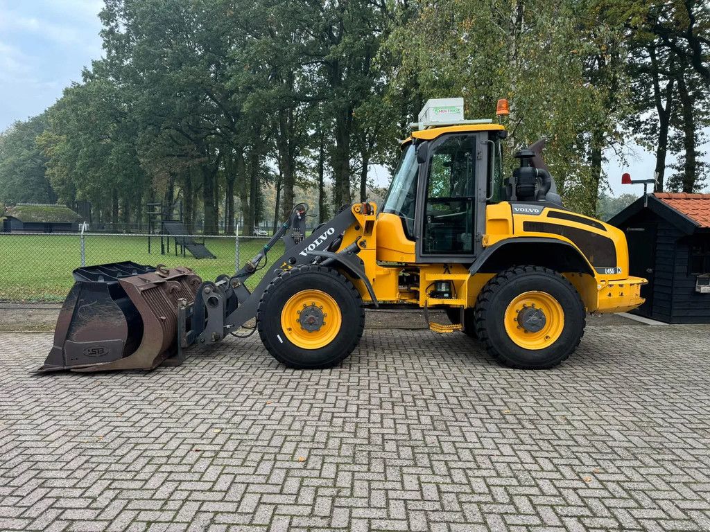 Volvo L45G Shovel loader + kenteken