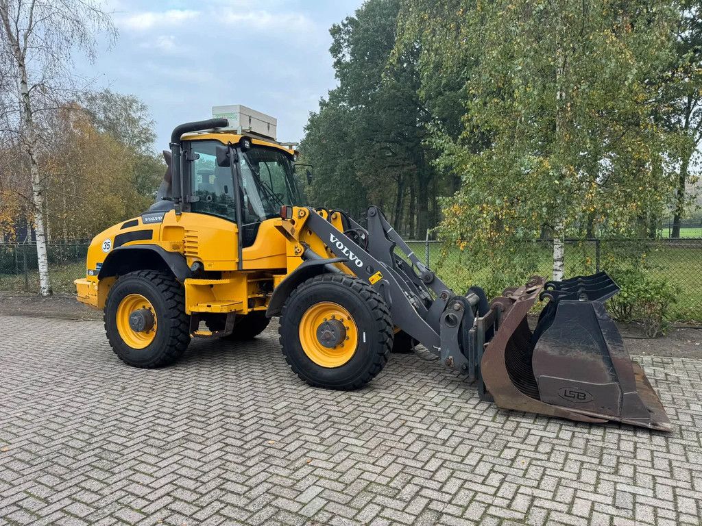 Volvo L45G Shovel loader + kenteken