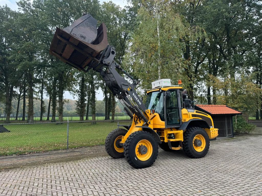 Volvo L45G Shovel loader + kenteken
