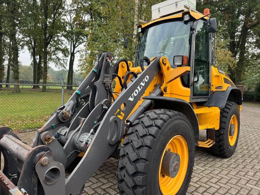Volvo L45G Shovel loader + kenteken