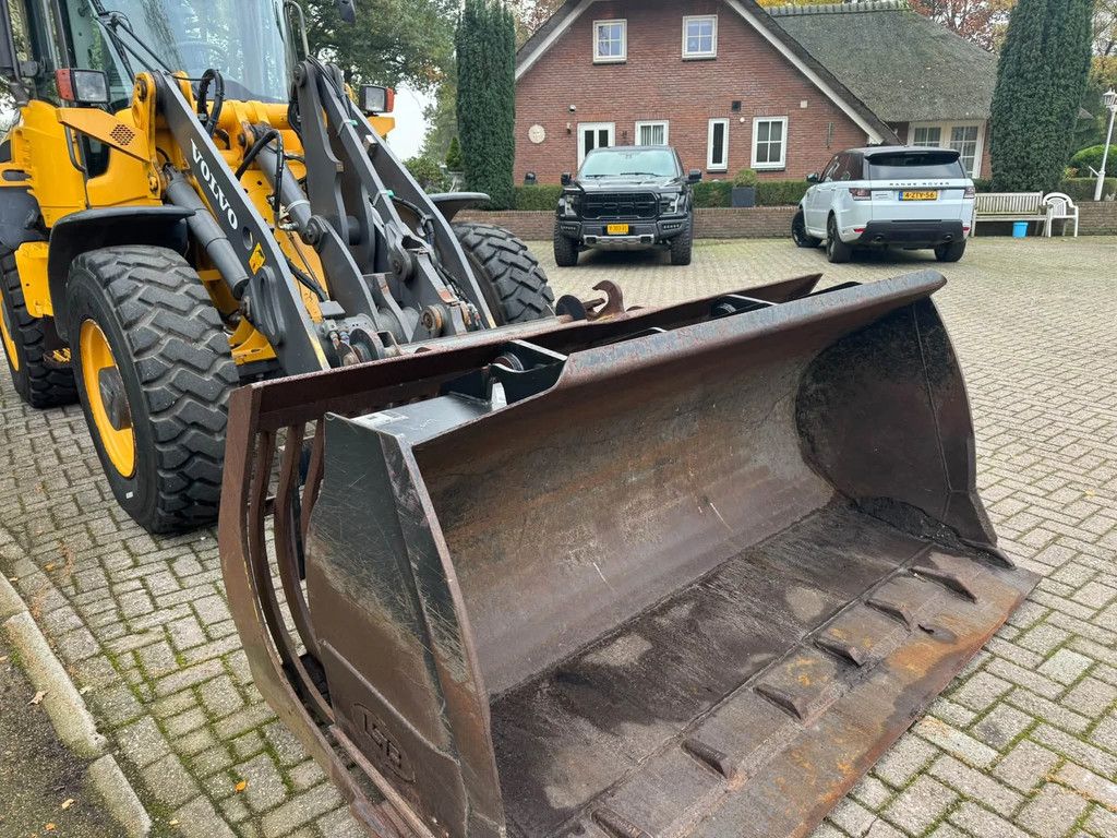 Volvo L45G Shovel loader + kenteken