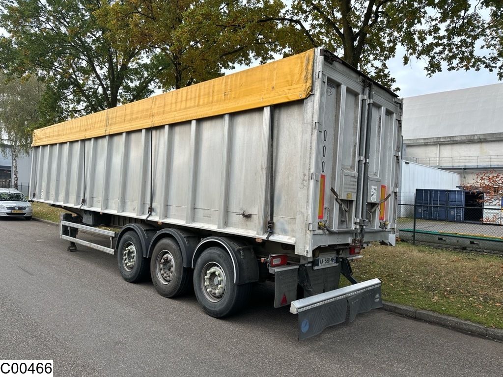 Robuste kipper 60 m3