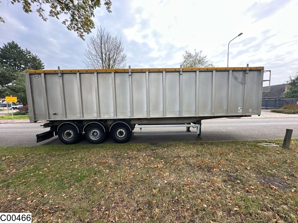 Robuste kipper 60 m3