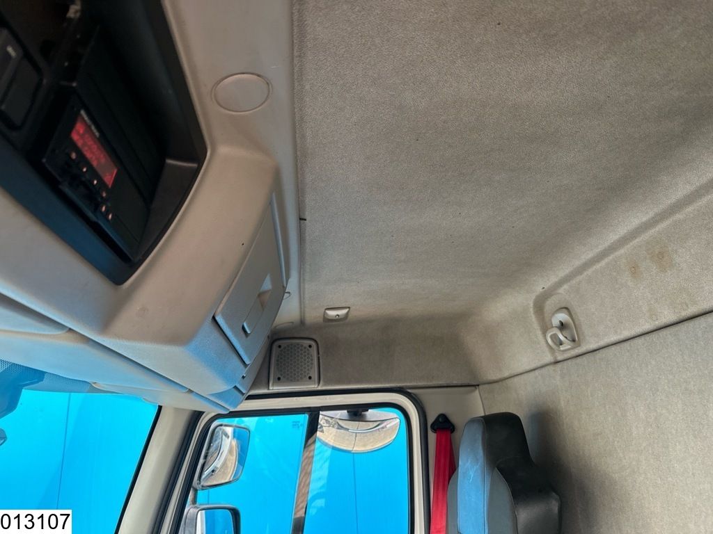 Renault D12 210 EURO 6, Dhollandia