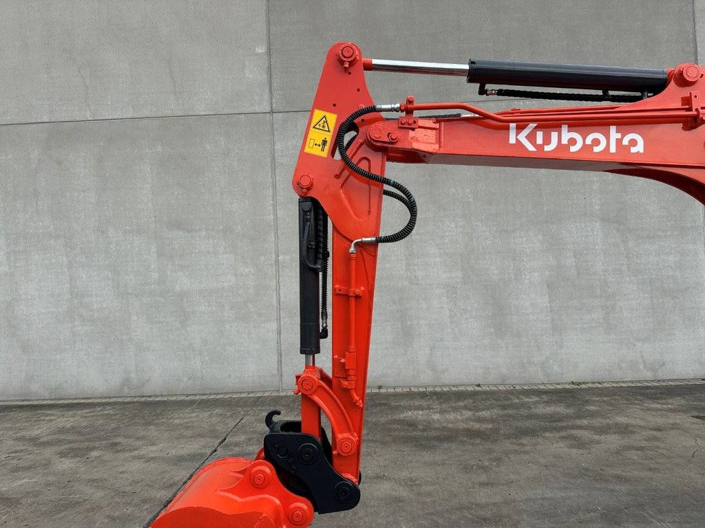 Midi excavator Kubota KX135-3SZ Diesel 2013