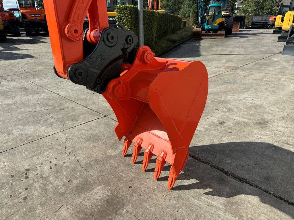 Midi-Bagger Kubota KX155-3SZ Diesel 2013