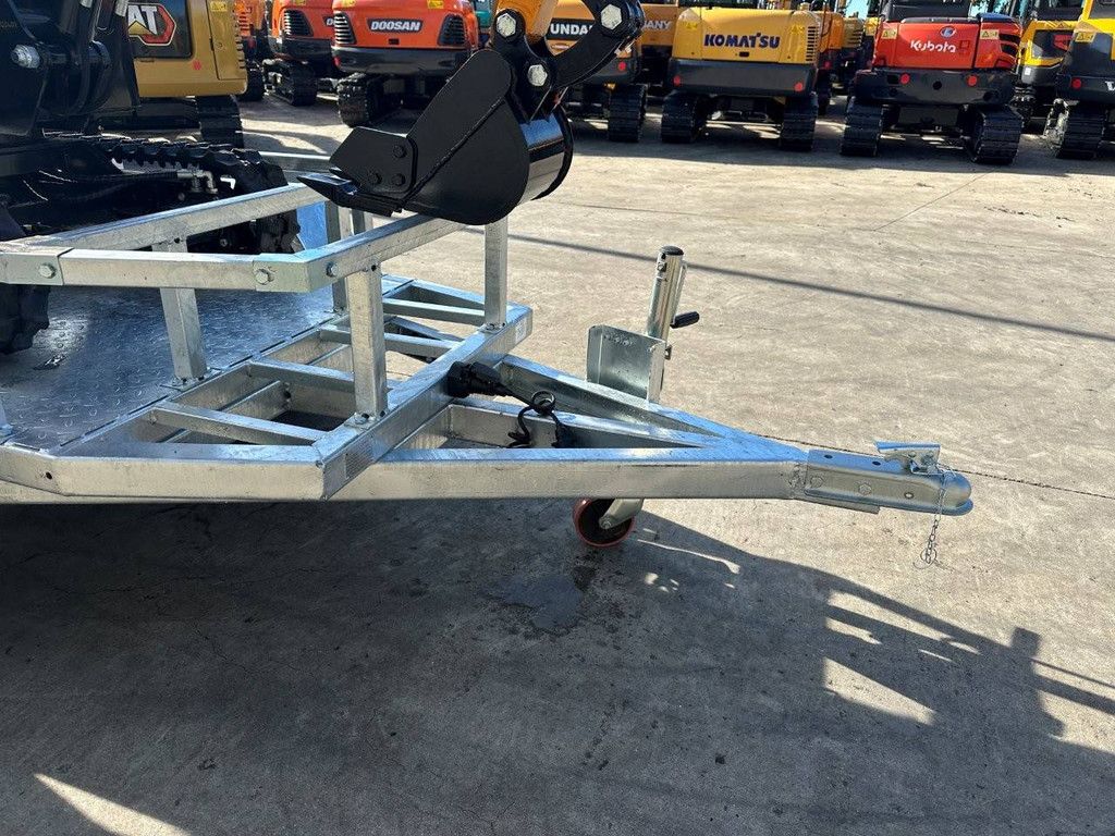 Minibagger JPC HT12 Diesel, Baujahr 2025, neu auf Anhänger