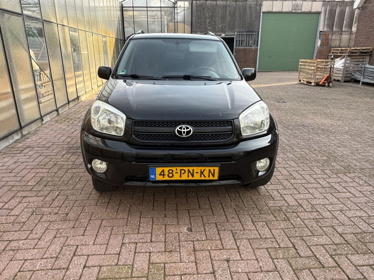 Toyota Rav4 2.0 5DR 4WD AUT 2004 Zwart Automaat! Trekhaak!