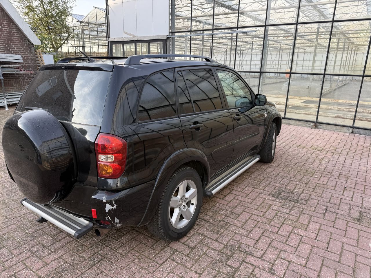 Toyota Rav4 2.0 5DR 4WD AUT 2004 Zwart Automaat! Trekhaak!