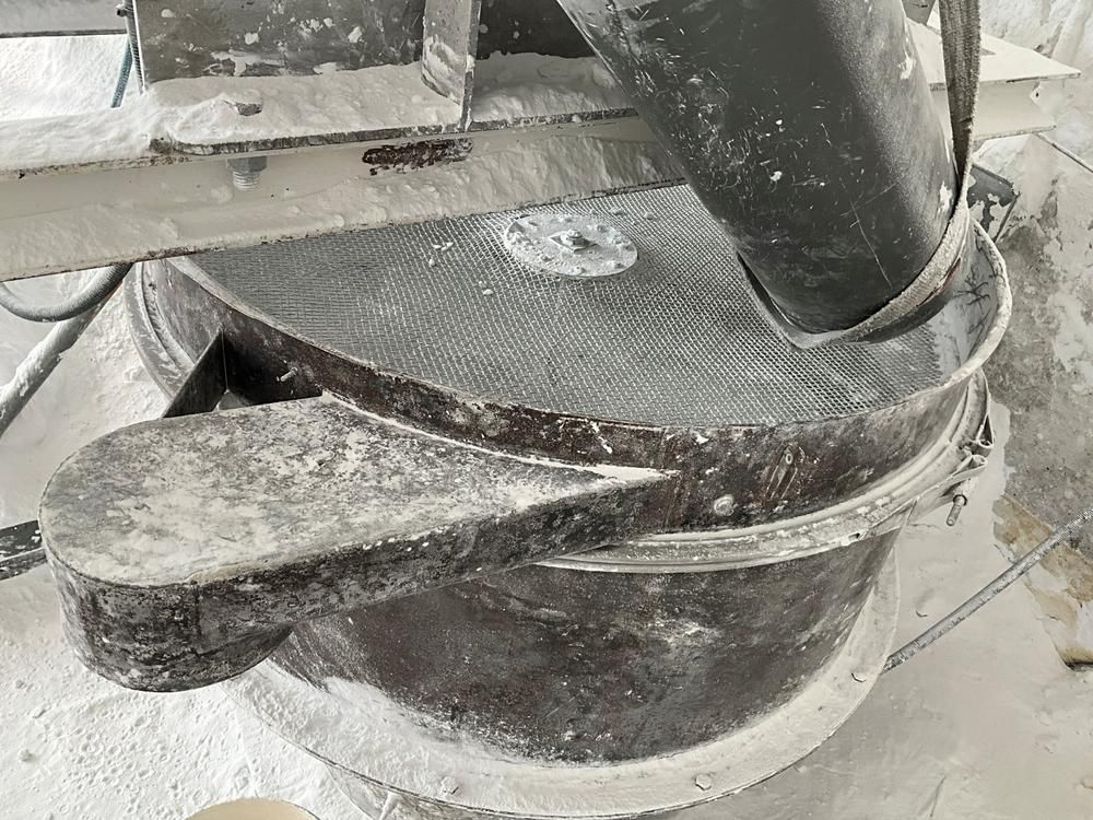 Sweco vibration filter