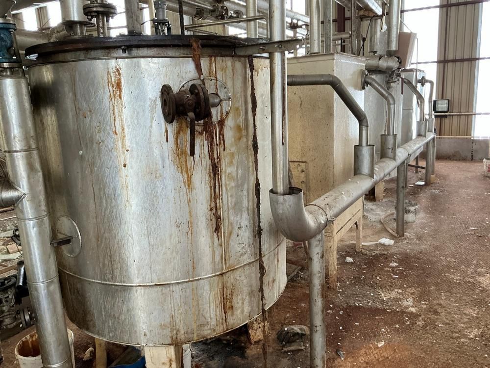 Various S/S storage tanks