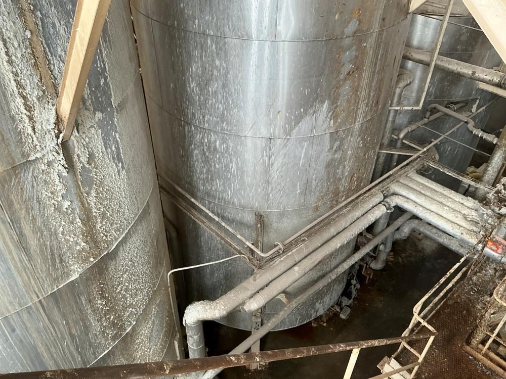 Storage tank