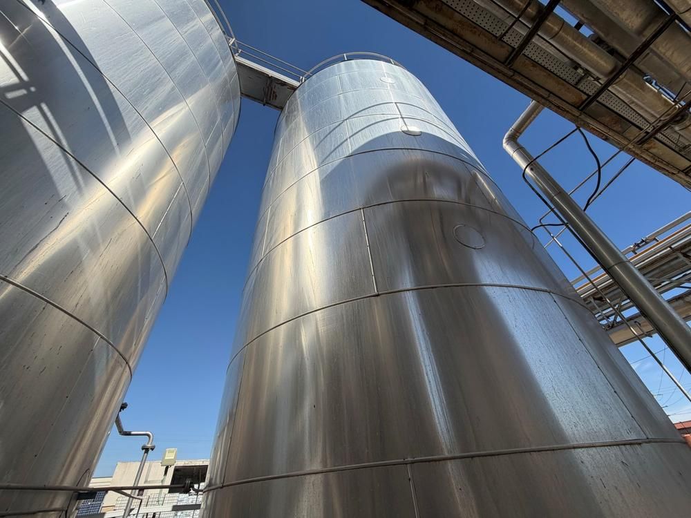 2017 isolated storage tank (100 m³) 100,000 litres