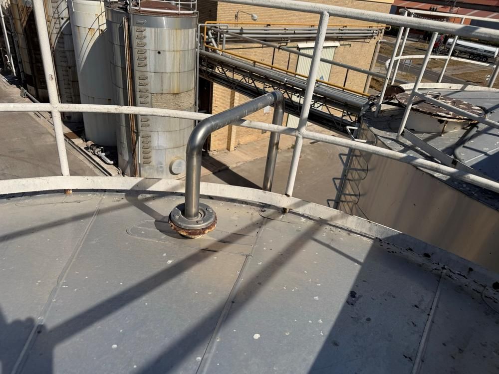 2017 isolated storage tank (100 m³) 100,000 litres