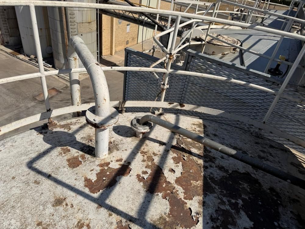 2017 isolated storage tank (100 m³) 100,000 litres