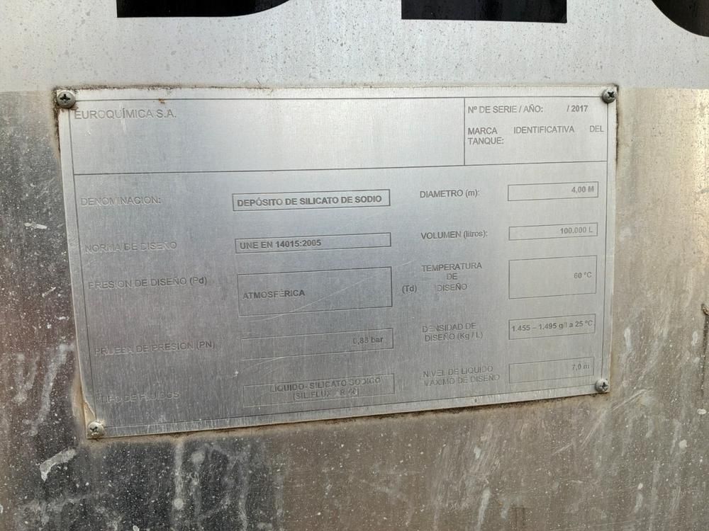 2017 isolated storage tank (100 m³) 100,000 litres