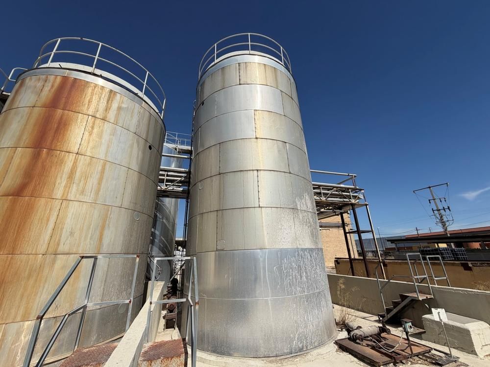 Isolated storage tank (100 m³)