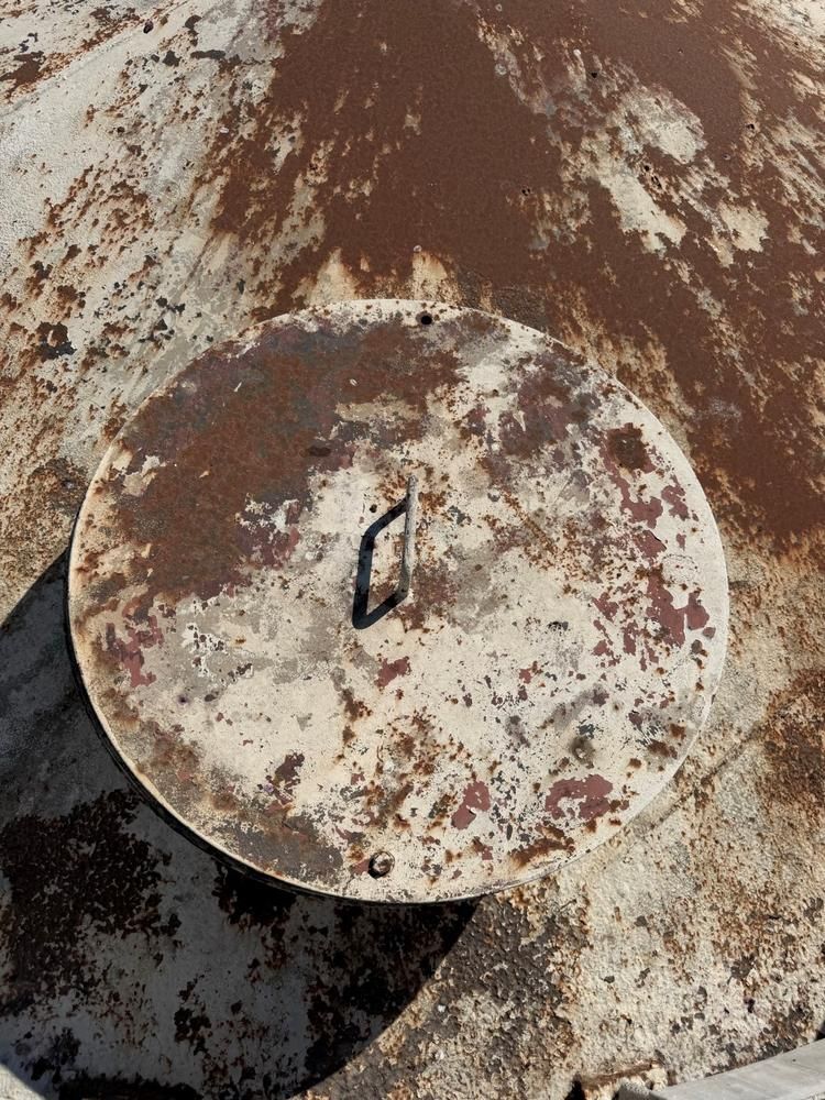 Isolated storage tank (100 m³)