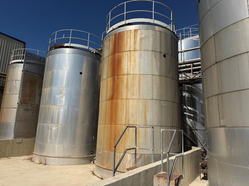 Isolated storage tank (60 m³)