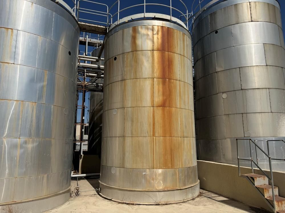 Isolated storage tank (60 m³)