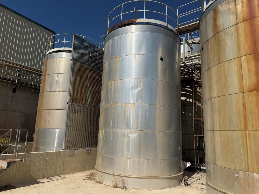 2017 isolated storage tank (60 m³) 60,000 litres