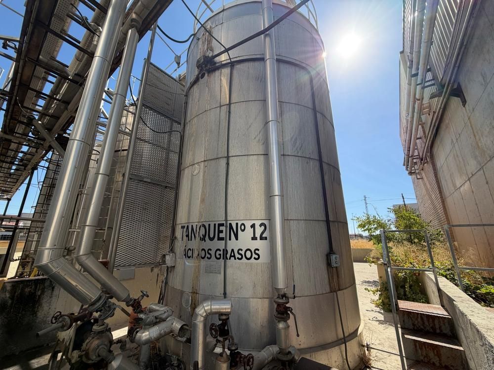 Isolated storage tank (60 m³)