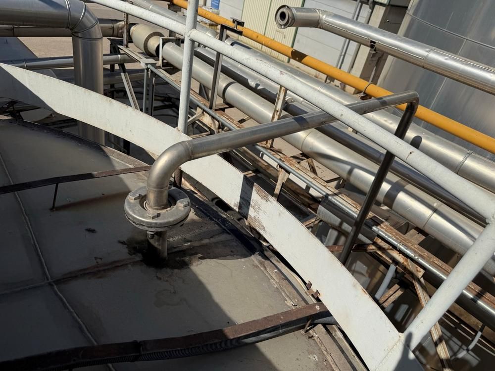 Isolated storage tank (60 m³)