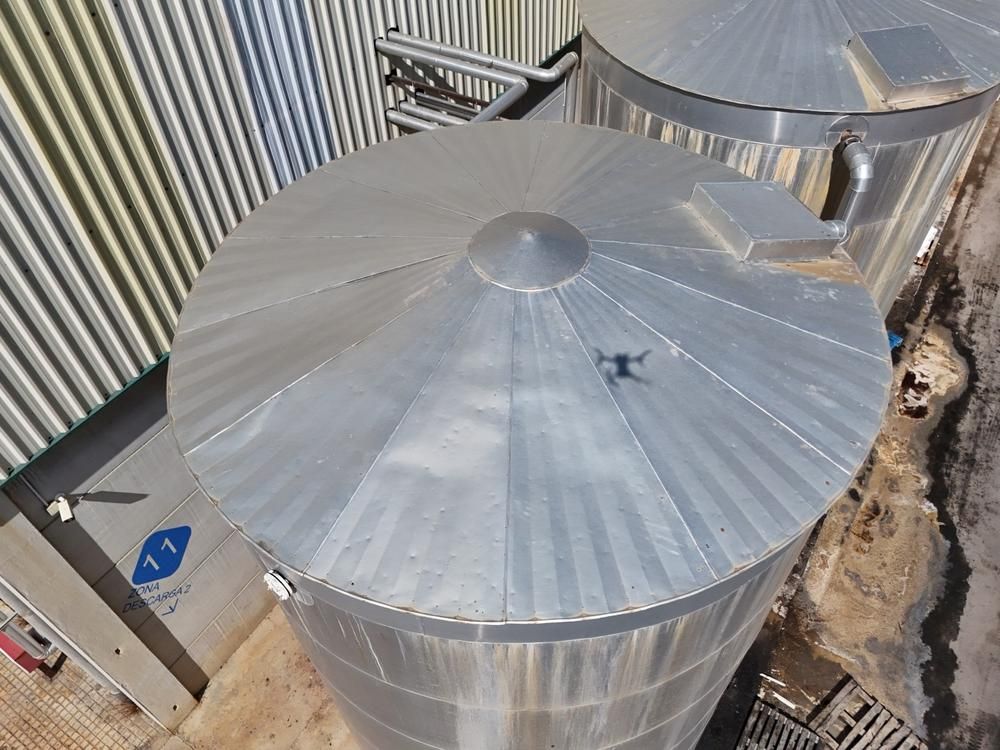 Isolated storage tank