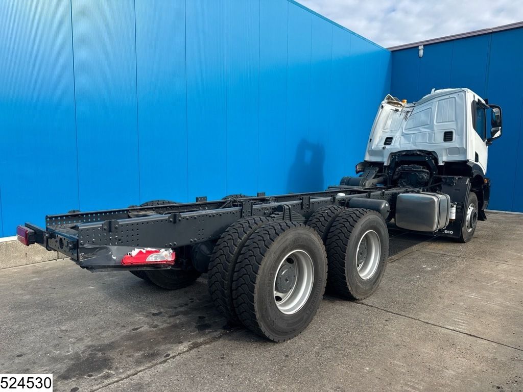 Iveco T-Way 430 6x4, EURO 3, Leaf spring suspension, Hub reduction