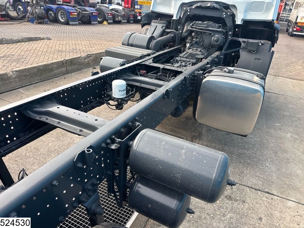Iveco T-Way 430 6x4, EURO 3, Leaf spring suspension, Hub reduction