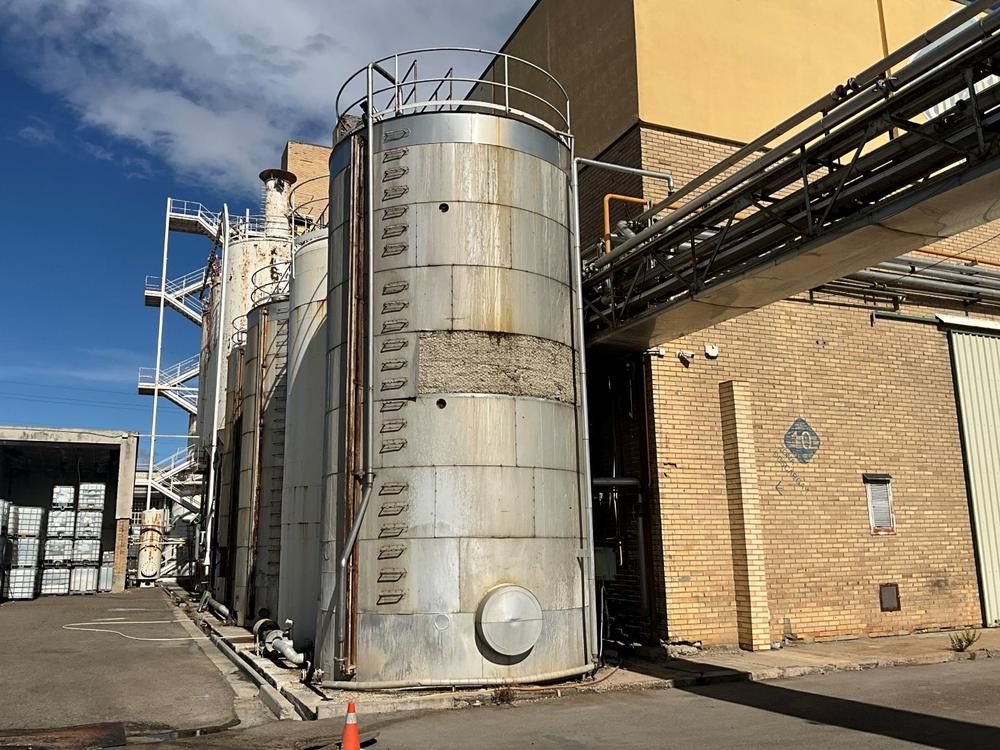 Isolated storage tank (100 m³)