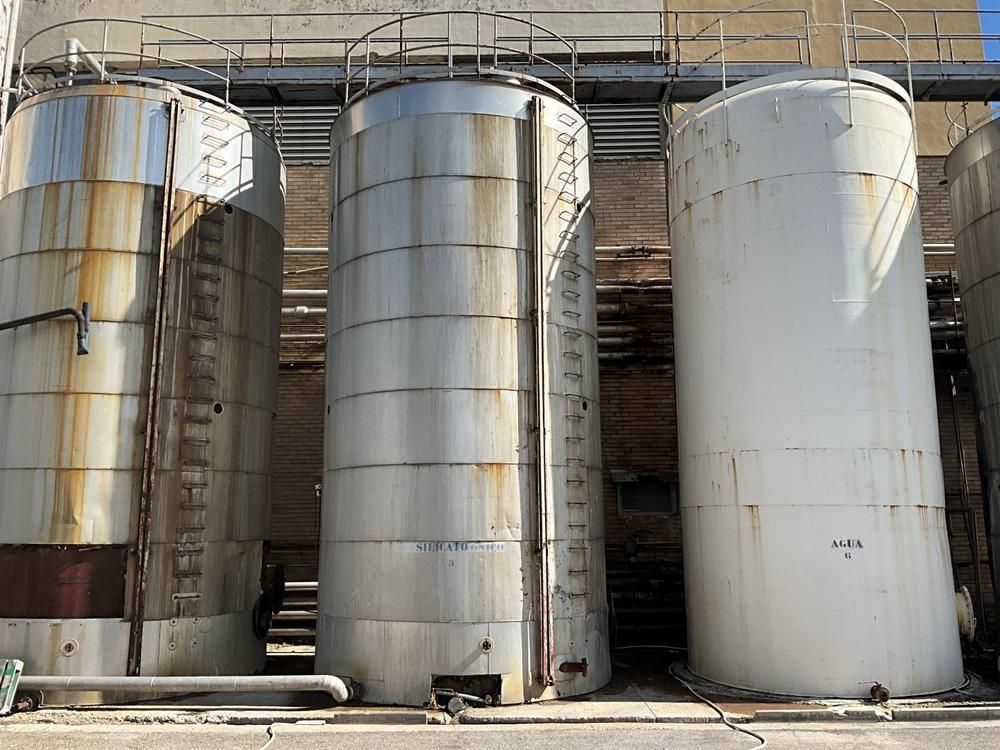 Isolated storage tank (100 m³)