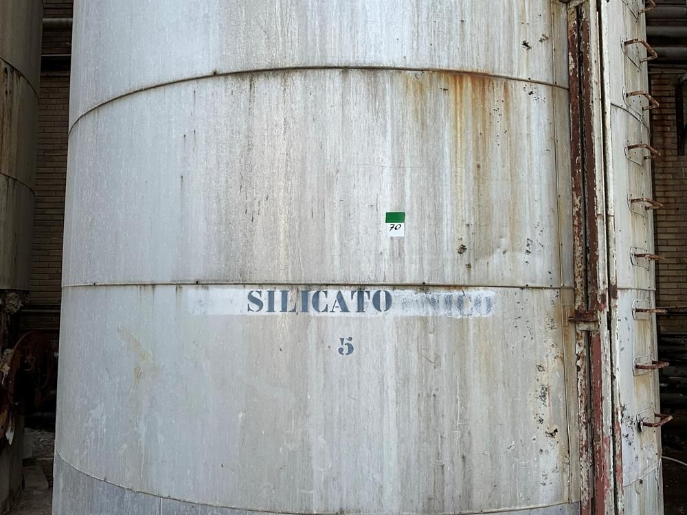 Isolated storage tank (100 m³)
