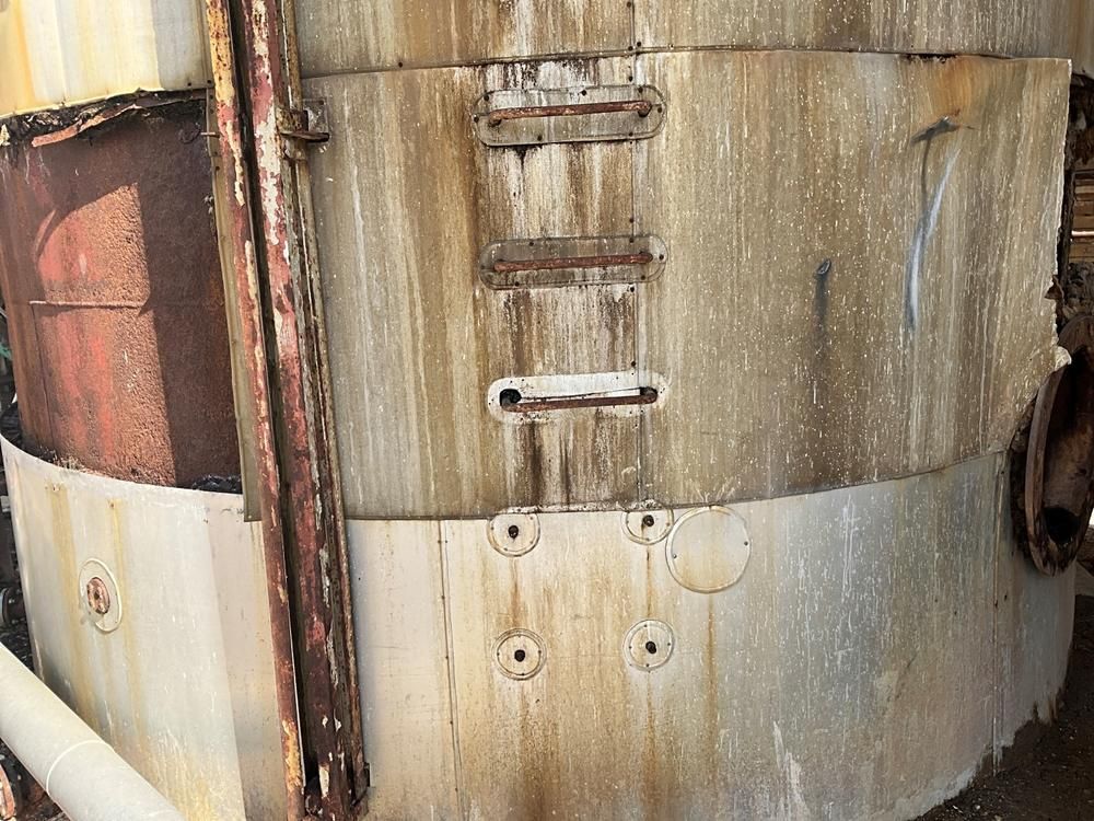 Isolated storage tank (100 m³)