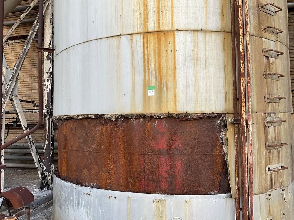 Isolated storage tank (100 m³)