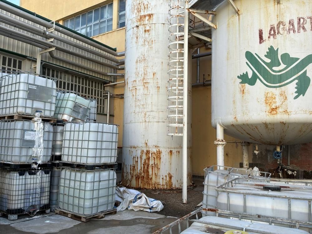 Storage tank