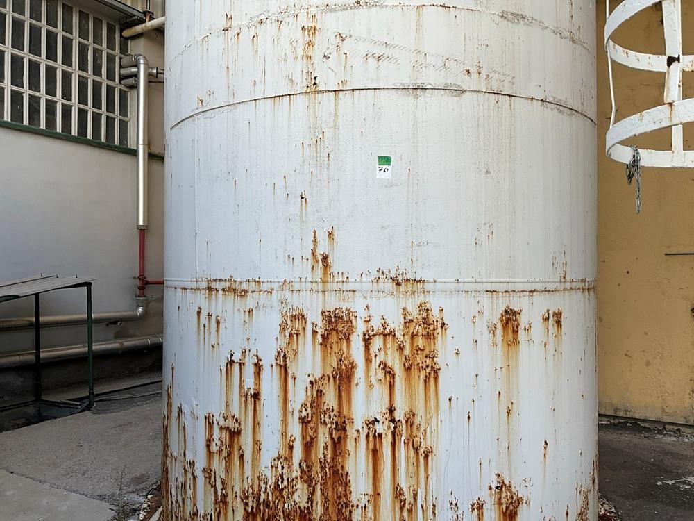 Storage tank