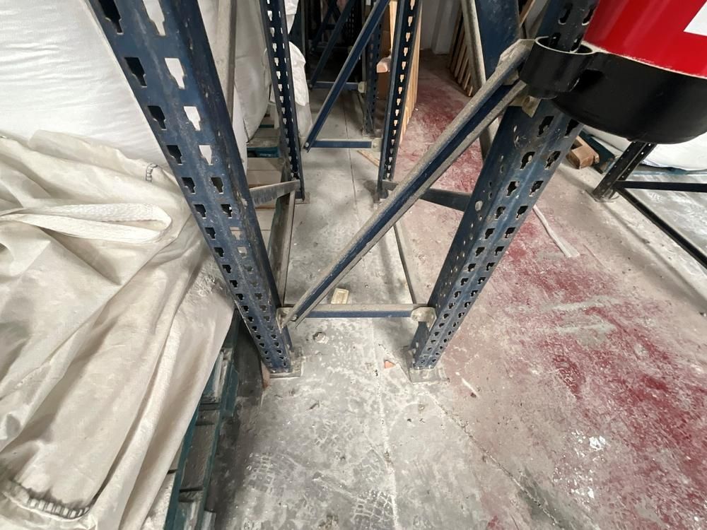 Pallet rack