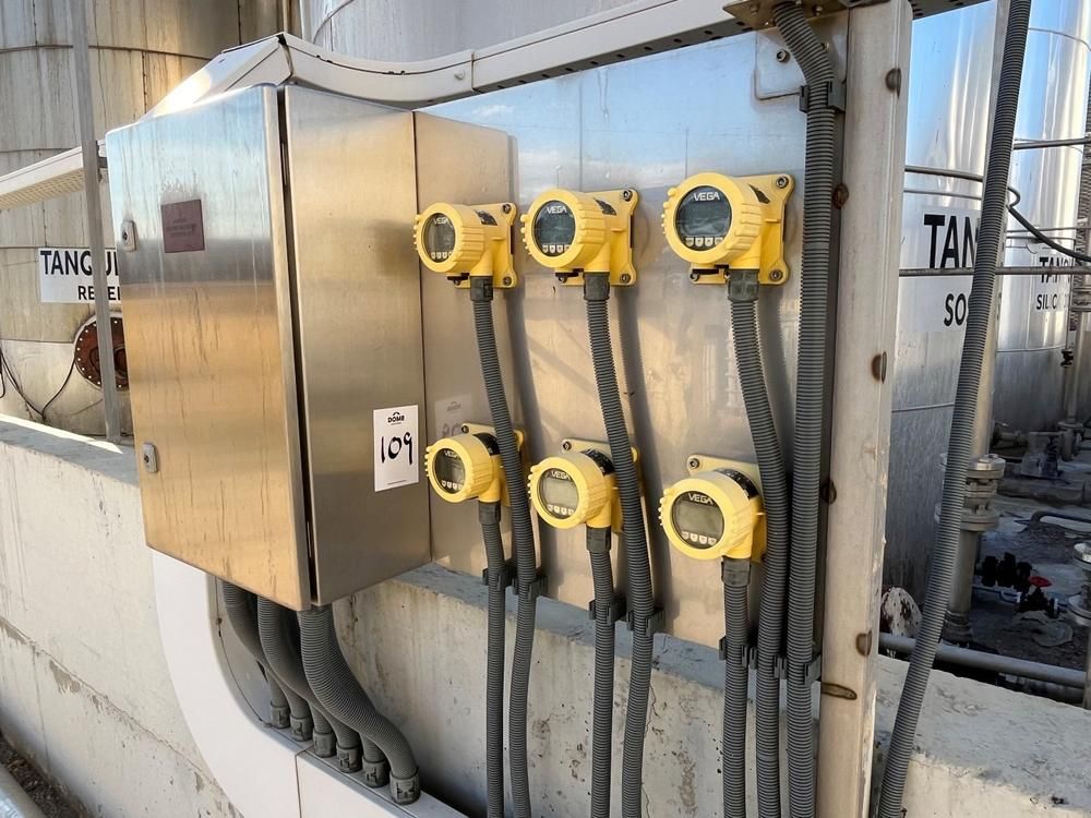 Eldon 4 4X 12 13 Industrial Tank Control Cabinet