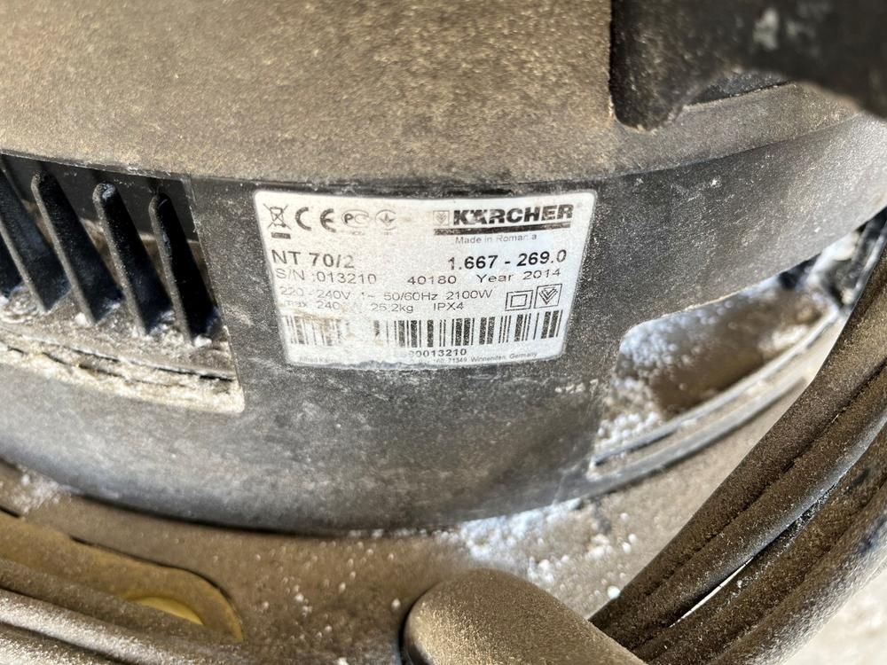 2014 Kärcher NT 70/3 Kärcher NT 70/3 (or similar NT 70 series model) wet and dry industrial vacuum cleaner
