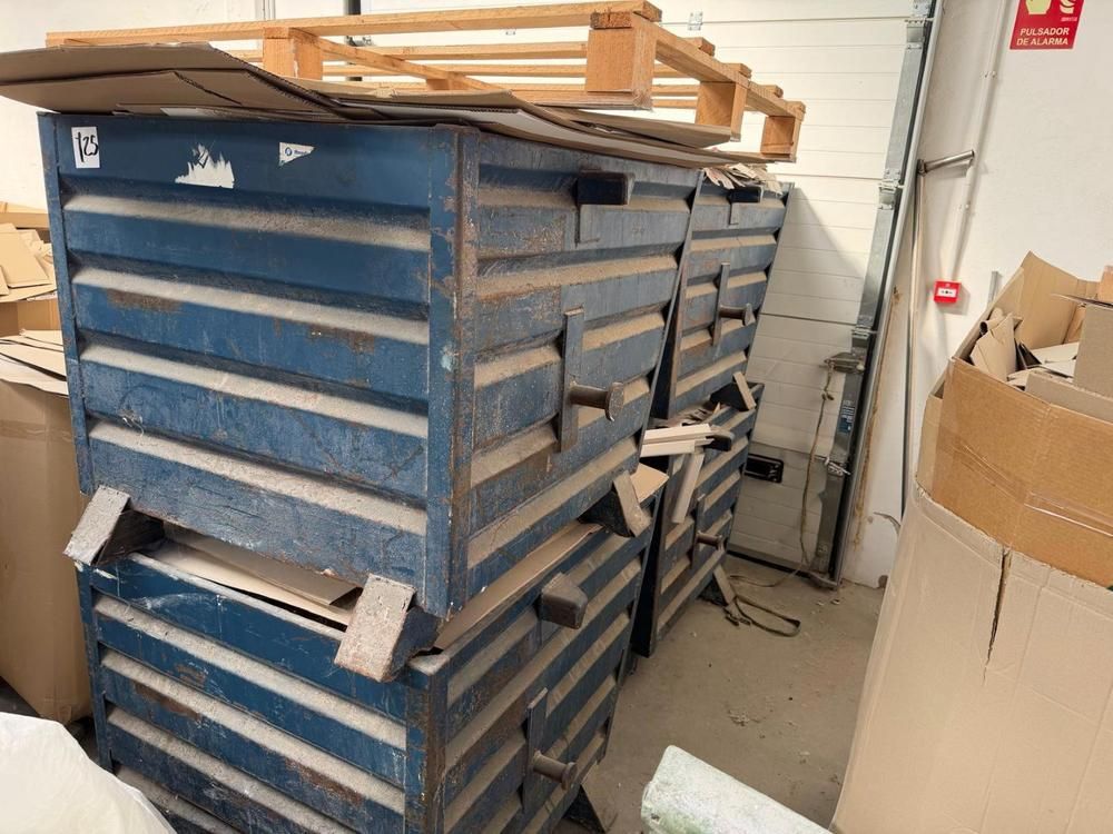 Metal Containers x 4