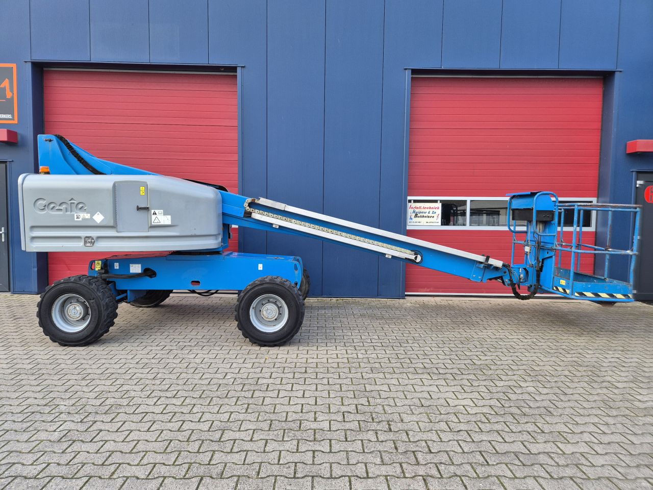 GENIE S40 TELESCOOP HOOGWERKER 4X4 2900 UUR BOUWJAAR 2016