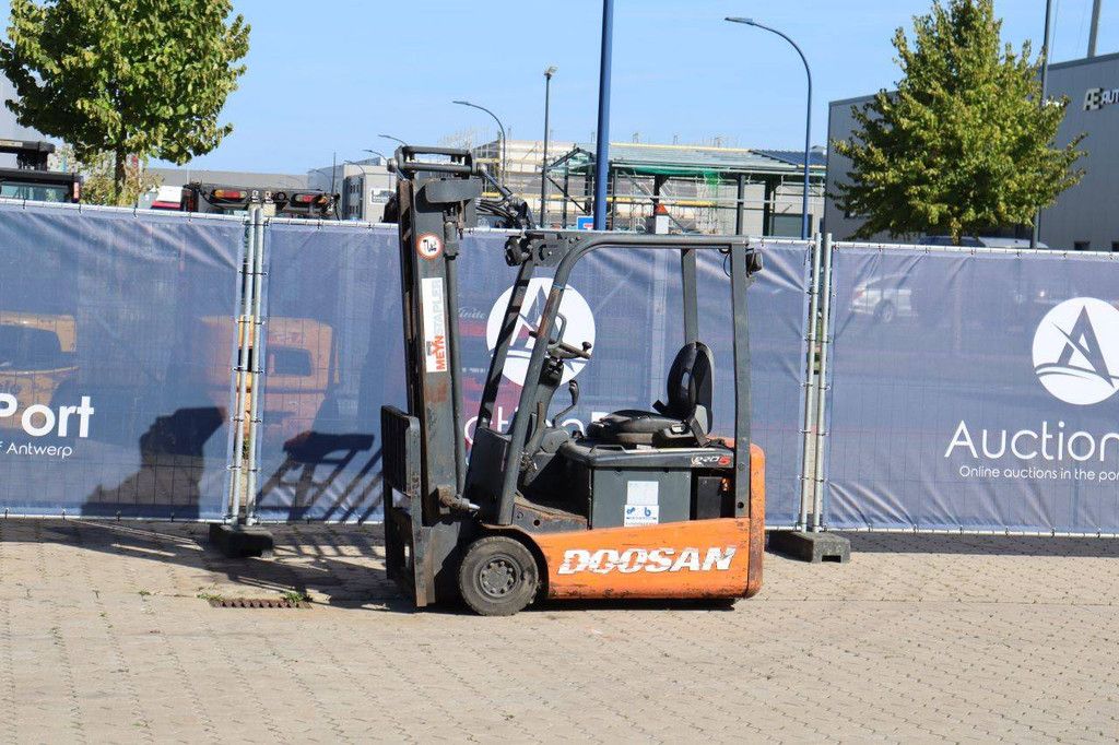 Doosan B15T-5 Electric Forklift 1500kg 3.3m 2007