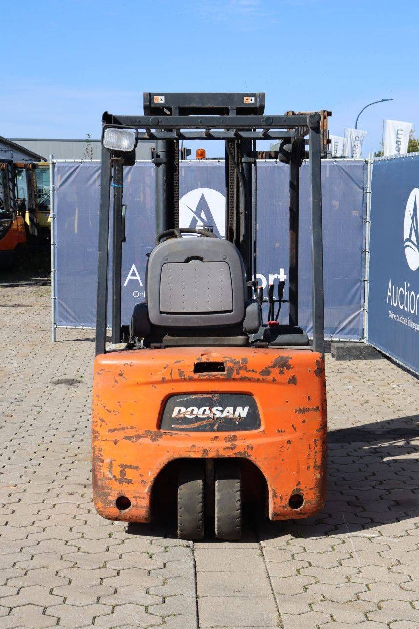 Doosan B15T-5 Electric Forklift 1500kg 3.3m 2007